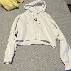 white cropped hoodie